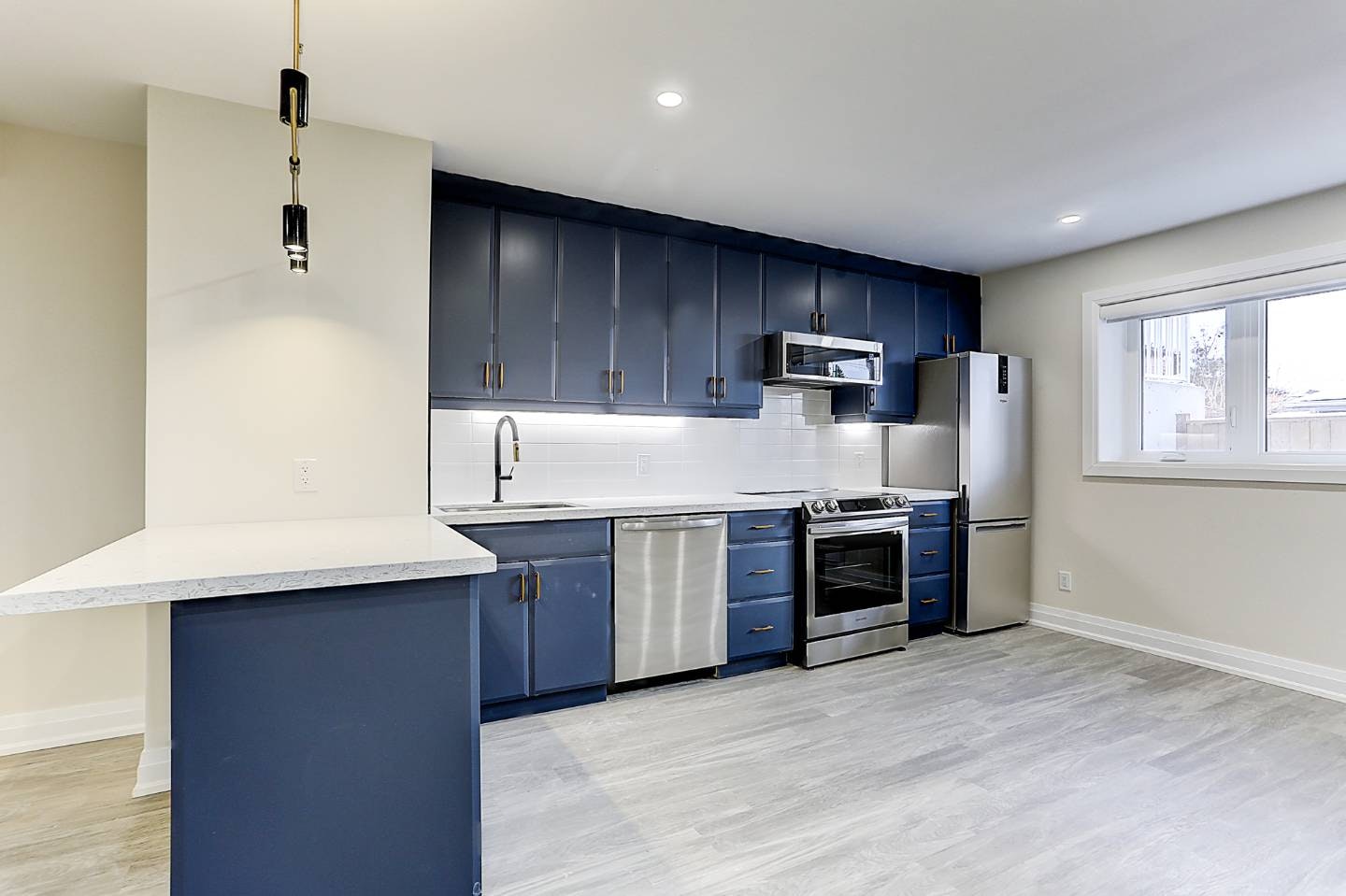 Lower-2071 Keele Street, Toronto, ON, M6M 3Y8 - 2