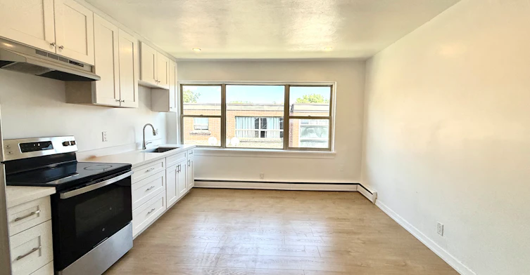 8-169 Park Row South, Hamilton, ON, L8K 2K1 - 3