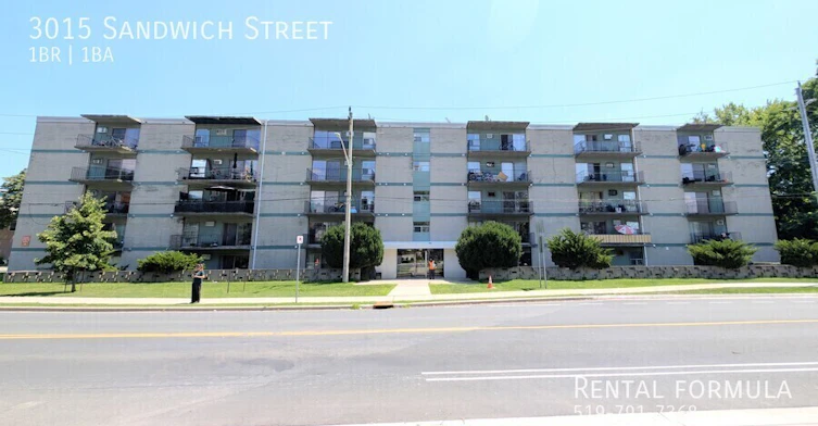 3015 Sandwich Street, Windsor, ON, N9C 1A5 - 12