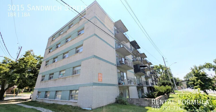 3015 Sandwich Street, Windsor, ON, N9C 1A5 - 11
