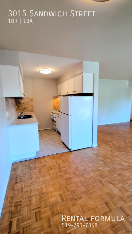 3015 Sandwich Street, Windsor, ON, N9C 1A5 - 5