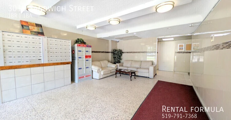 3015 Sandwich Street, Windsor, ON, N9C 1A5 - 2
