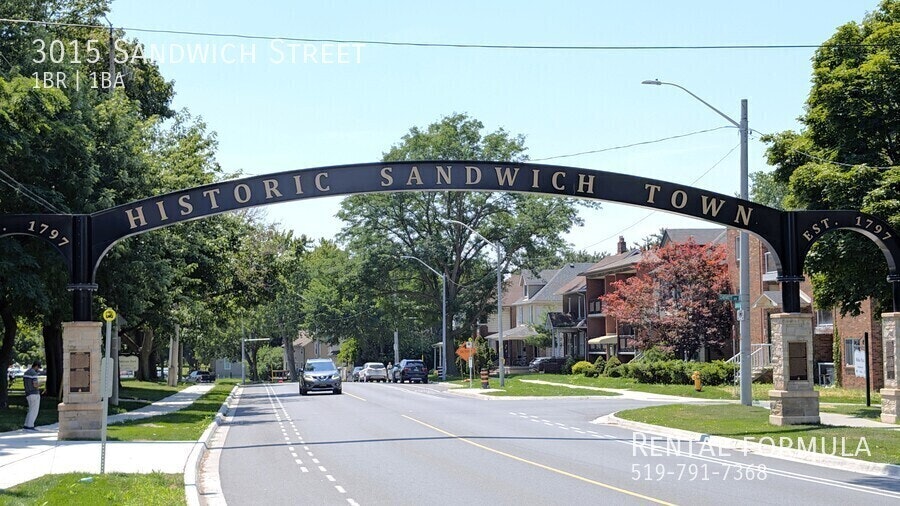 3015 Sandwich Street, Windsor, ON, N9C 1A5 - 10