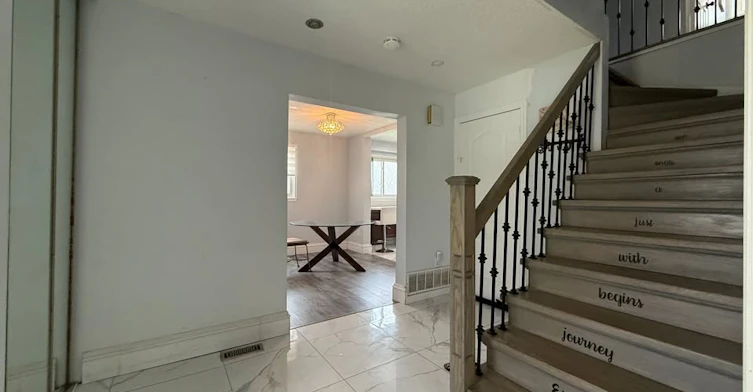 70 Jill Crescent, Brampton, ON, L6S 3J2 - 6