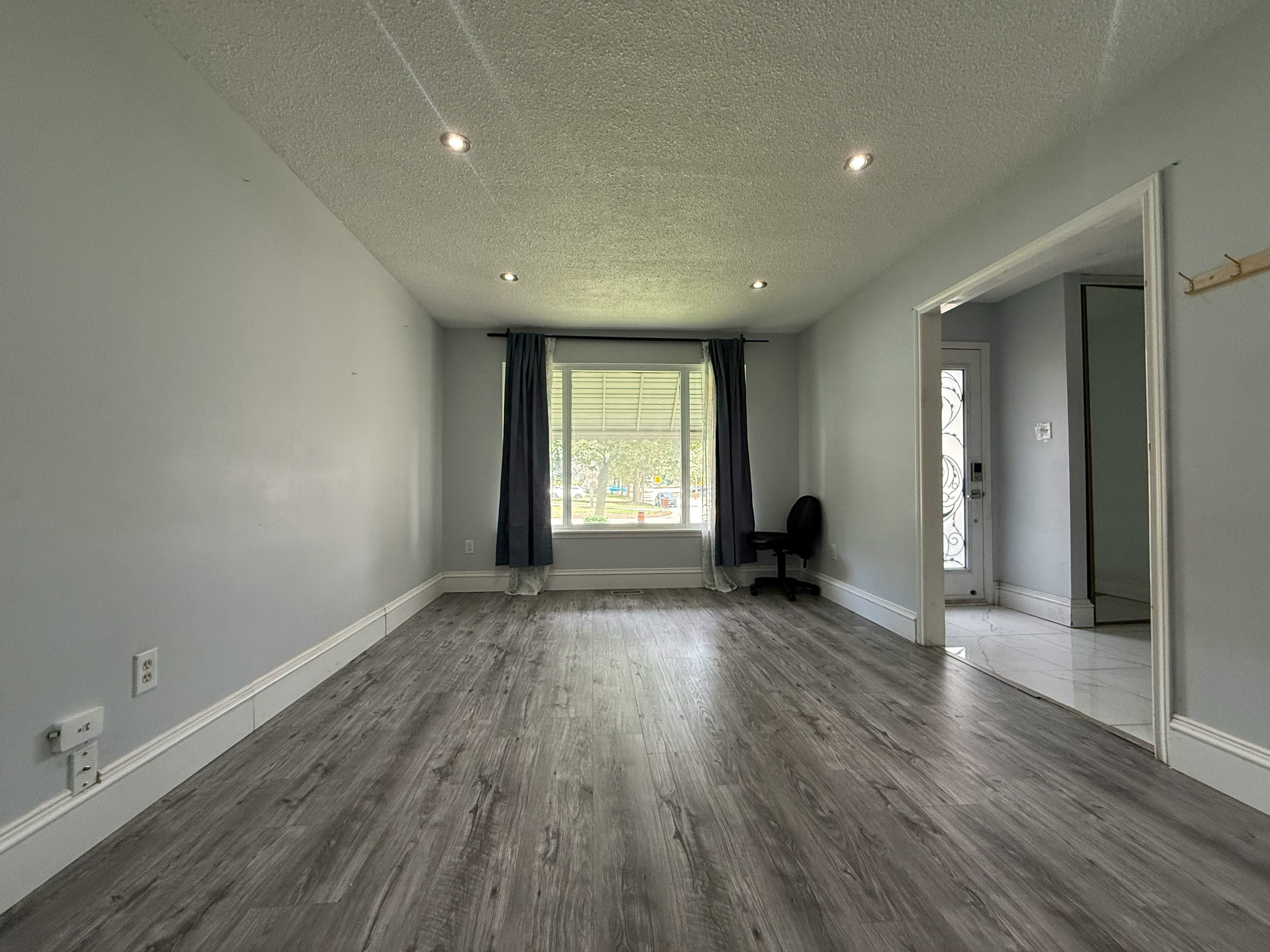 70 Jill Crescent, Brampton, ON, L6S 3J2 - 5