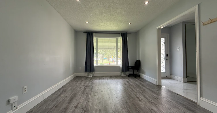 70 Jill Crescent, Brampton, ON, L6S 3J2 - 5