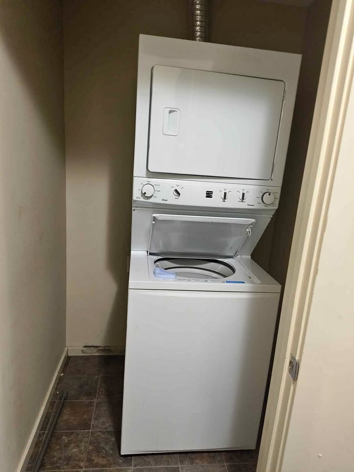 215-3357 16a Avenue NW, Edmonton, AB, T6T 0V4 - 9
