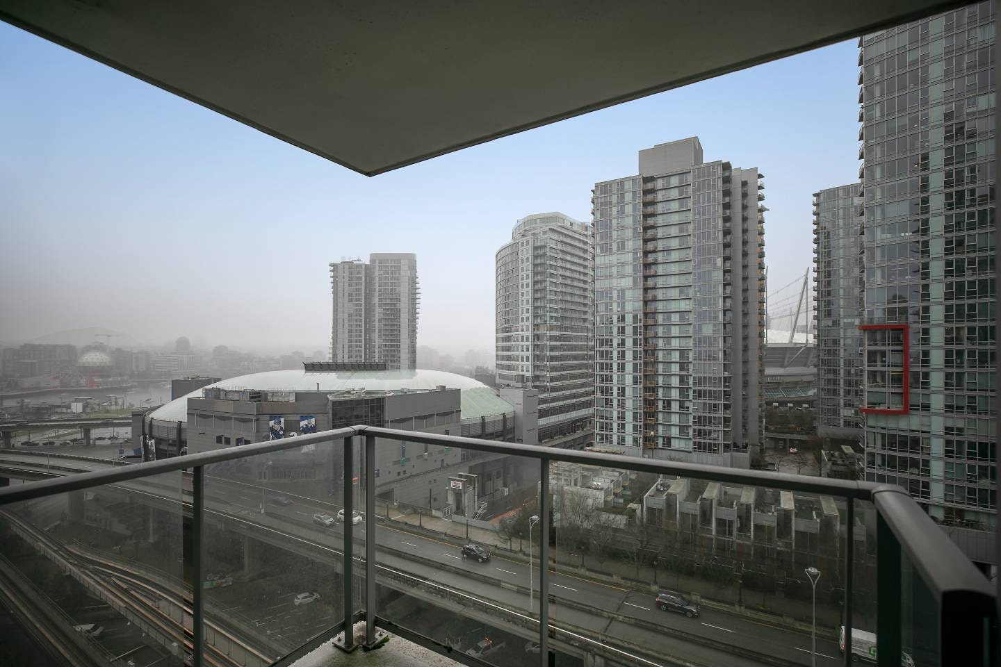 1907-188 Keefer Place, Vancouver, BC, V6B 0J1 - 2