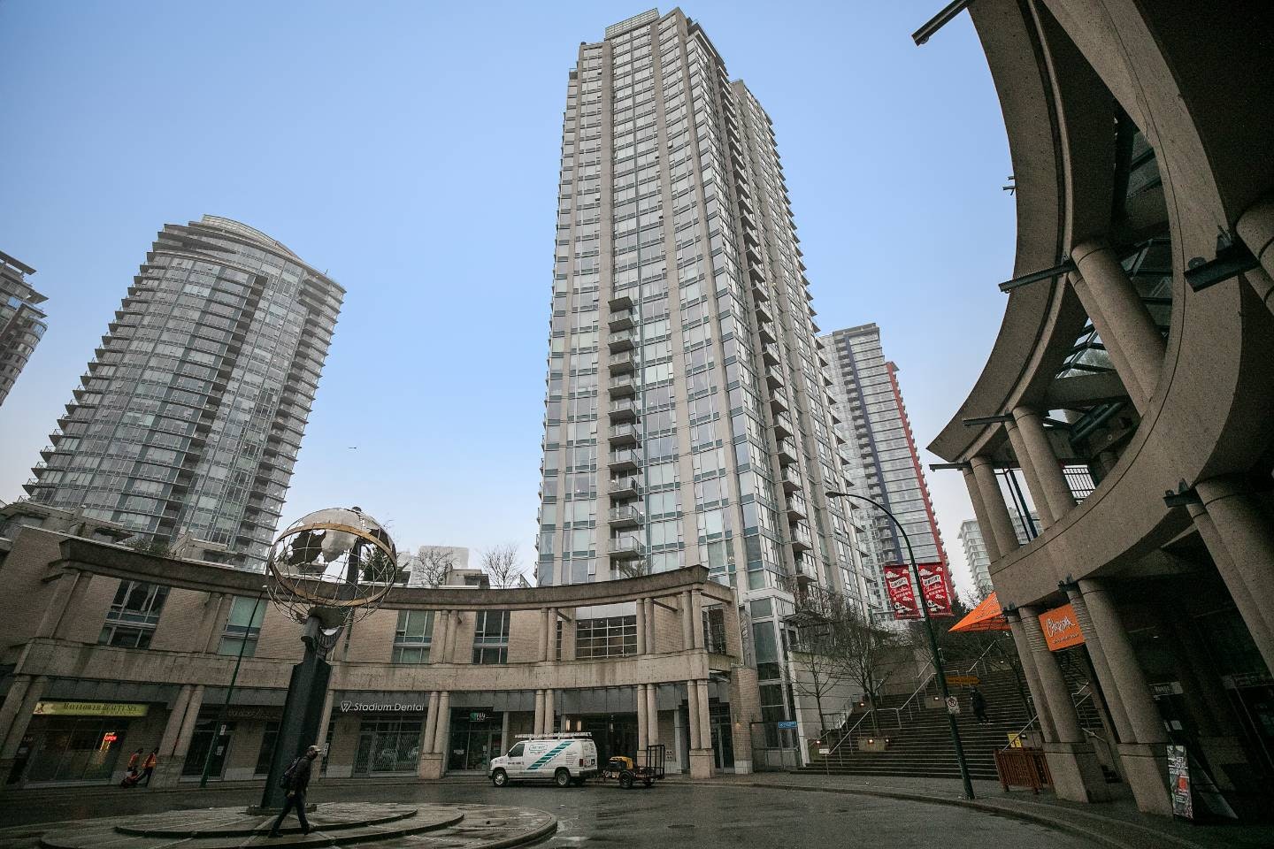 1907-188 Keefer Place, Vancouver, BC, V6B 0J1 - 4