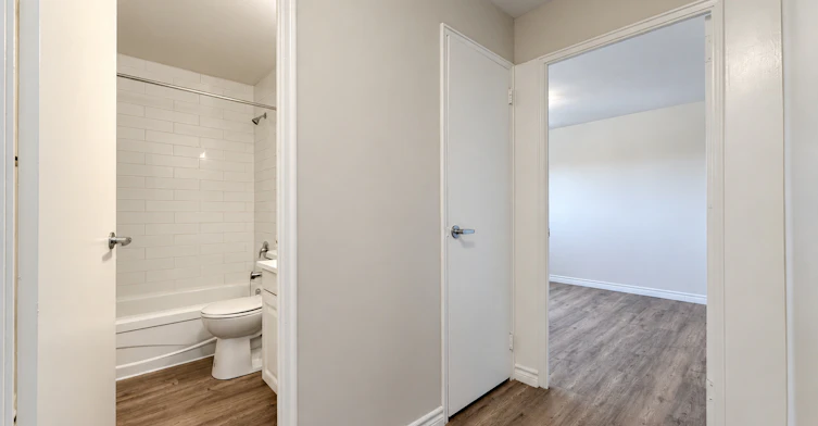 28-1100 Wellington Street, Sarnia, ON, N7S 1E6 - 13