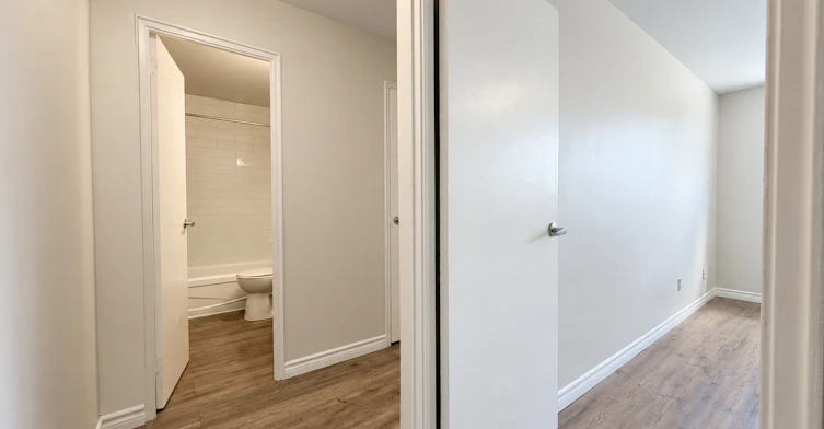 28-1100 Wellington Street, Sarnia, ON, N7S 1E6 - 9