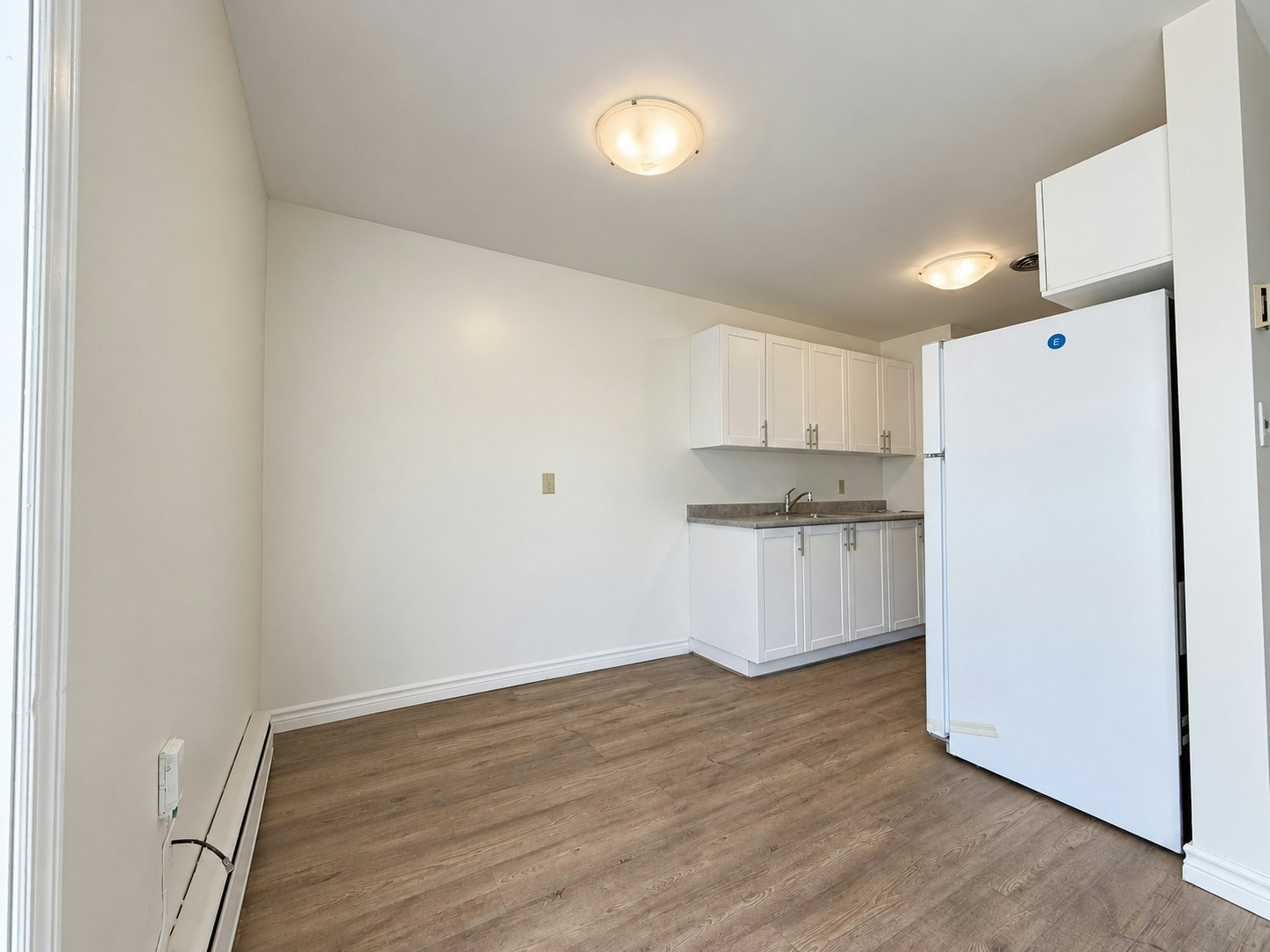 28-1100 Wellington Street, Sarnia, ON, N7S 1E6 - 4