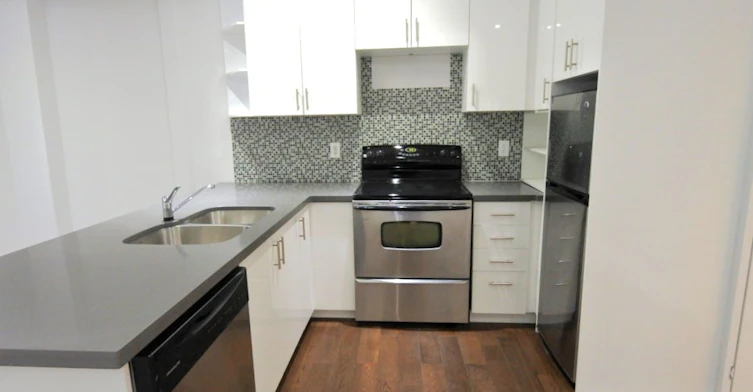 Main-22 Rusholme Park Crescent, Toronto, ON, M6J 2C9 - 7