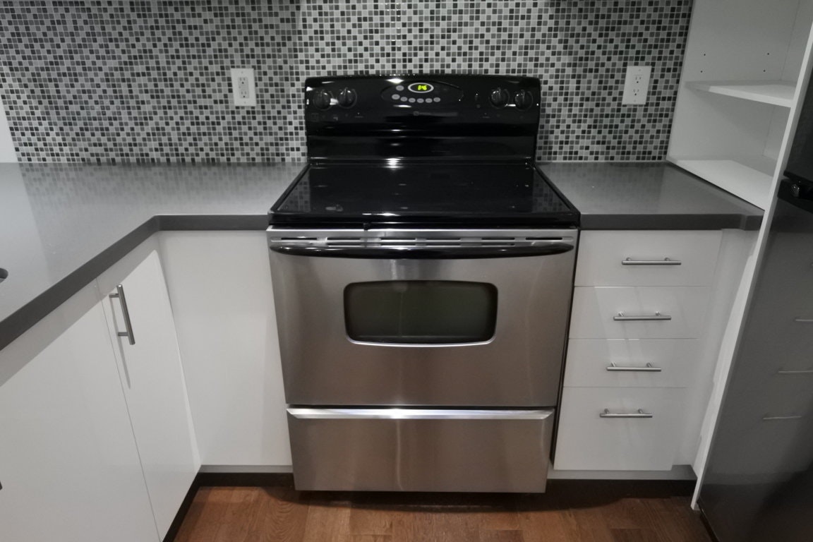 Main-22 Rusholme Park Crescent, Toronto, ON, M6J 2C9 - 10
