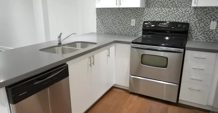 Main-22 Rusholme Park Crescent, Toronto, ON, M6J 2C9 - 8