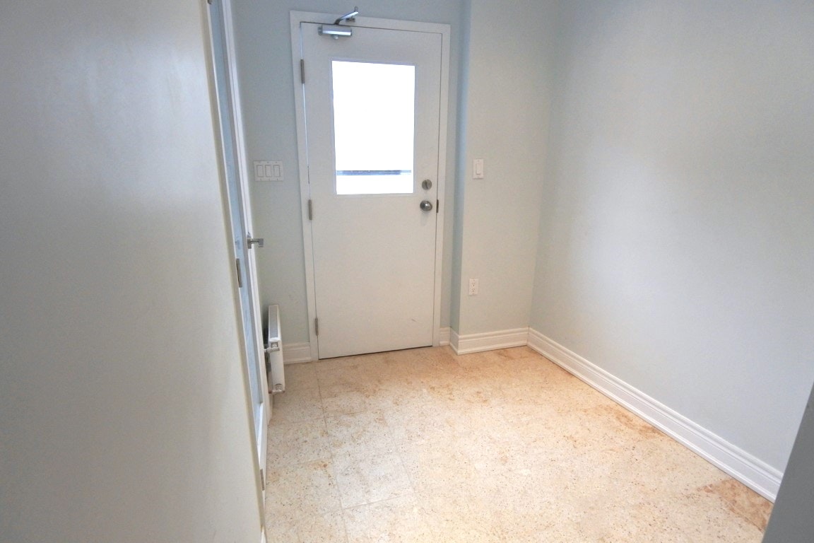 Main-22 Rusholme Park Crescent, Toronto, ON, M6J 2C9 - 16