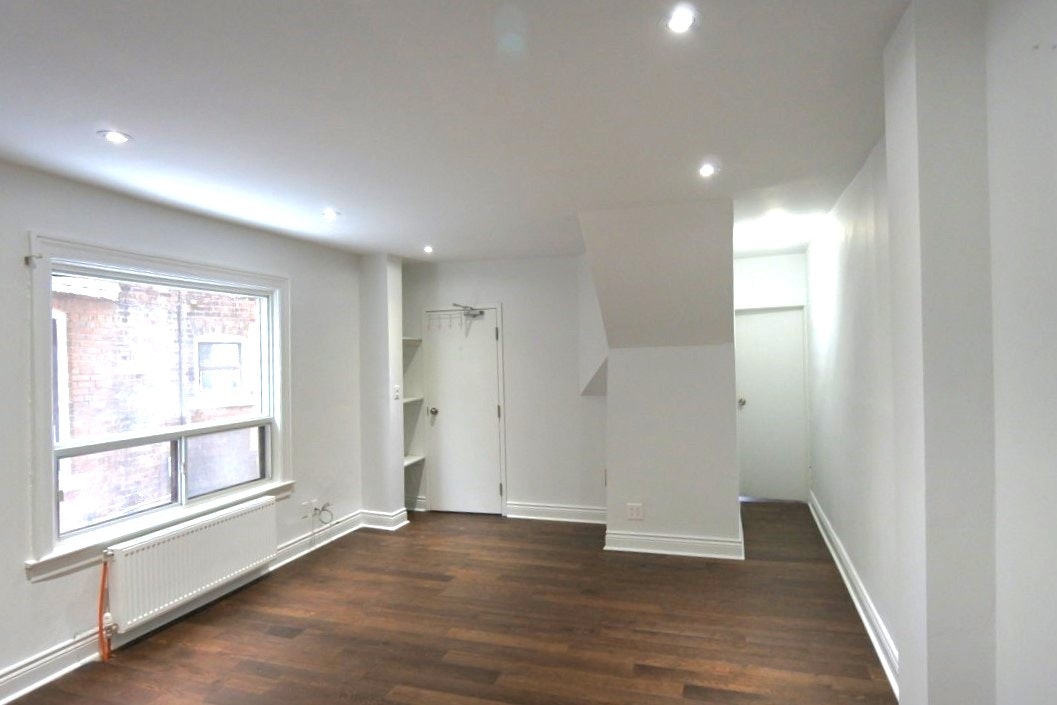 Main-22 Rusholme Park Crescent, Toronto, ON, M6J 2C9 - 3
