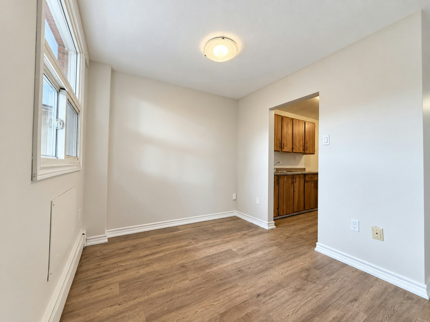 202-200 London Road, Sarnia, ON, N7T 7S9 - 4