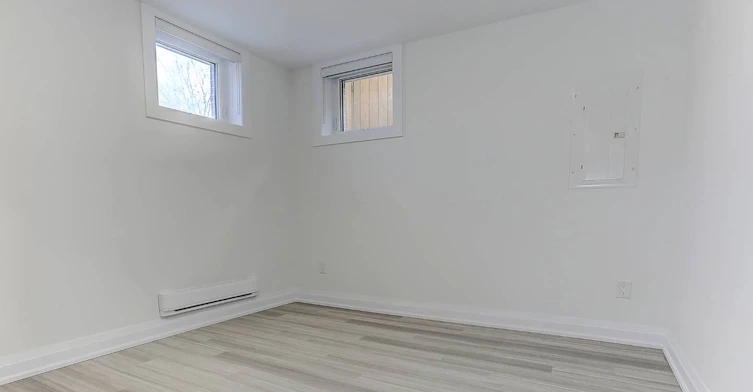 Lower Rear-2004 Lawrence Avenue W, Toronto, ON, M9N 1H4 - 15