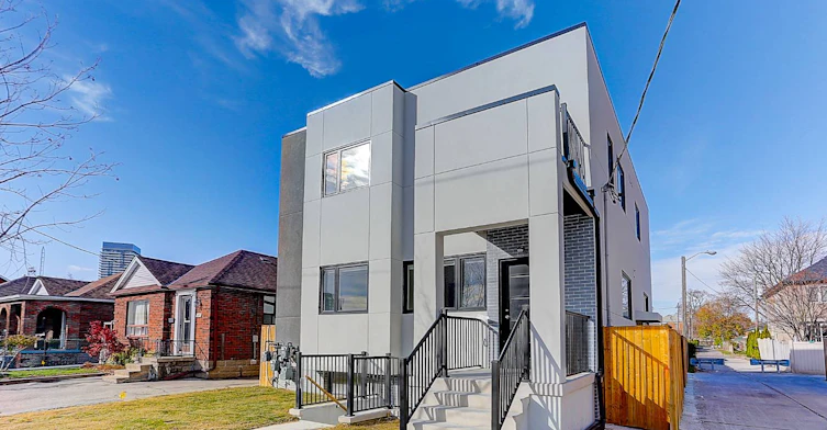 Lower Rear-2004 Lawrence Avenue W, Toronto, ON, M9N 1H4 - 23