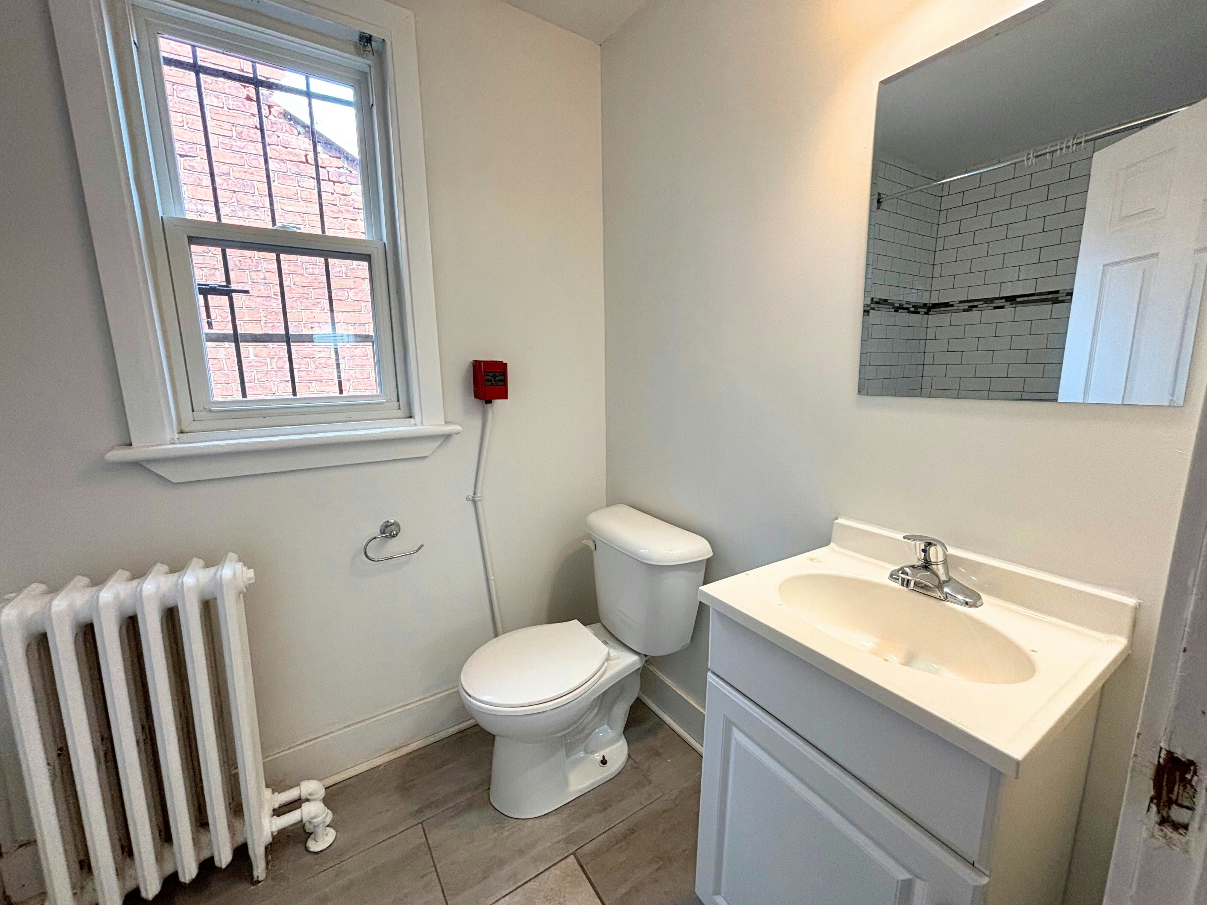 Unit 6-83 East Avenue South, Hamilton, ON, L8N 2T5 - 11