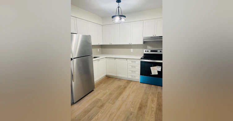 1B-73 Roncesvalles Avenue, Toronto, ON, M6R 2K6 - 2