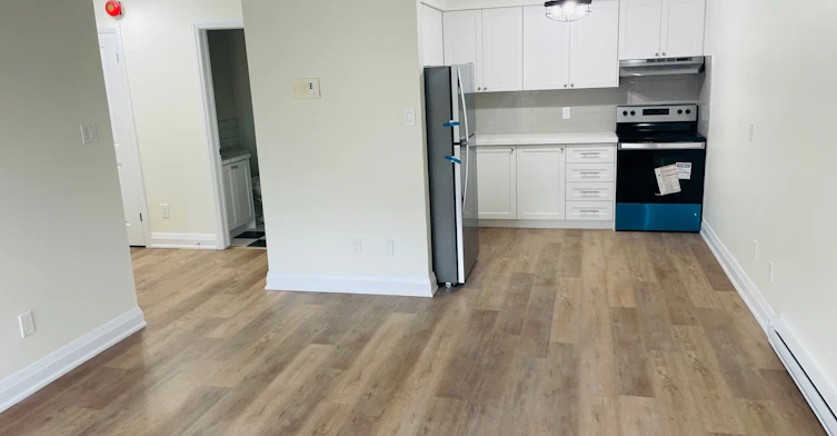 1B-73 Roncesvalles Avenue, Toronto, ON, M6R 2K6 - 4