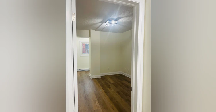 1B-73 Roncesvalles Avenue, Toronto, ON, M6R 2K6 - 8