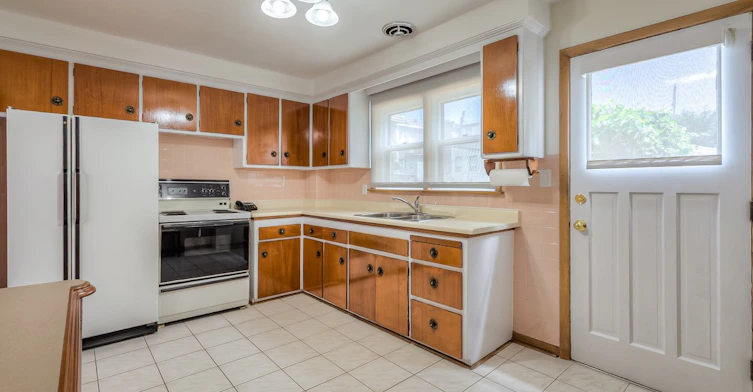 85 Greenlaw Avenue, Toronto, ON, M6H 3V8 - 8