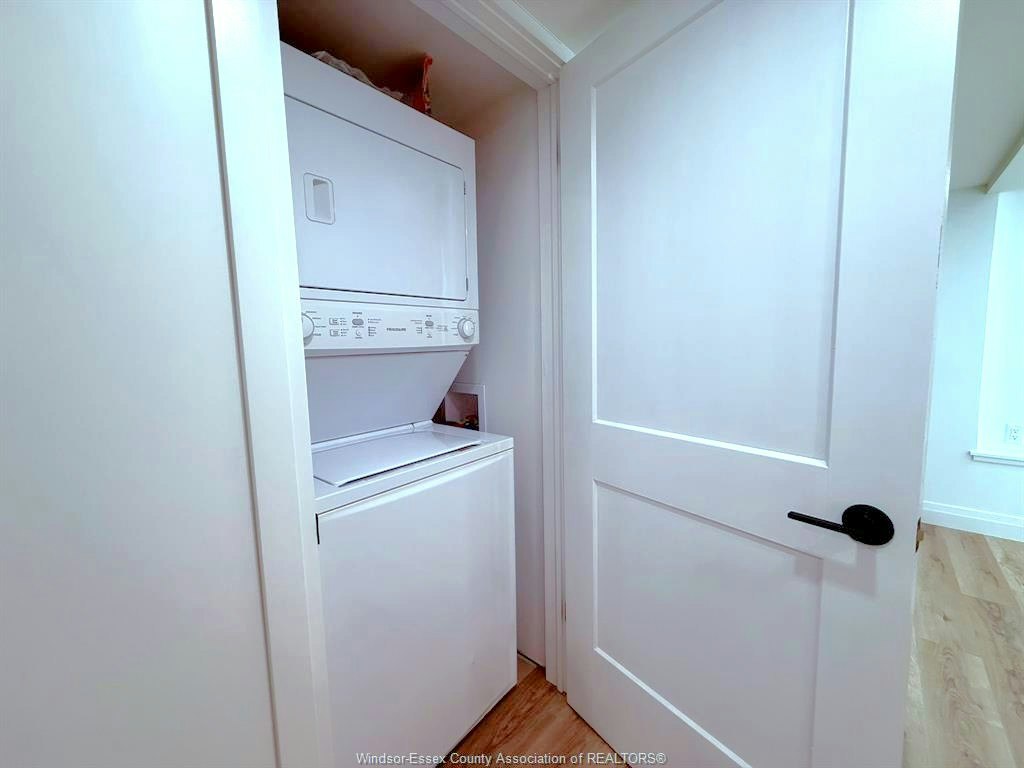 1748 Hall Avenue, Windsor, ON, N8W 2L4 - 8