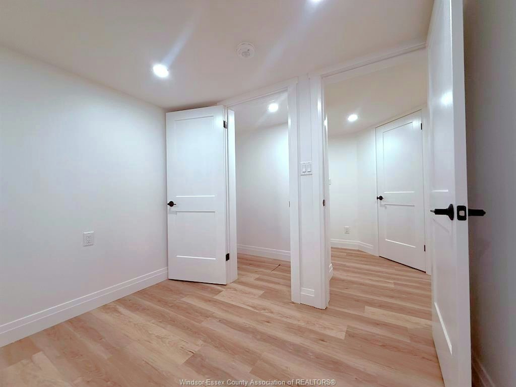 1748 Hall Avenue, Windsor, ON, N8W 2L4 - 5