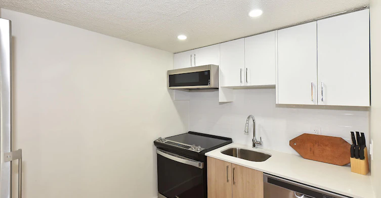 160 Dowling Ave, Toronto ON, Toronto, ON, M6K 3A6