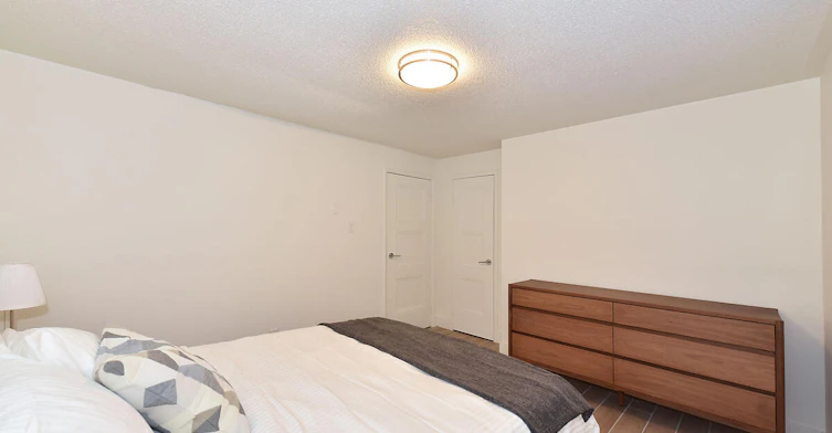 160 Dowling Ave, Toronto ON, Toronto, ON, M6K 3A6 - 12