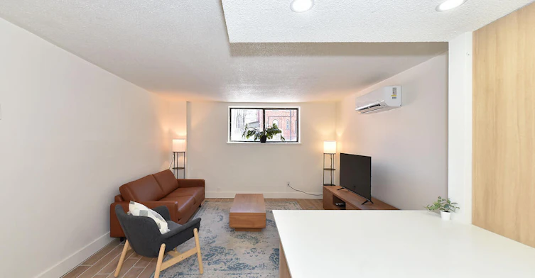 160 Dowling Ave, Toronto ON, Toronto, ON, M6K 3A6 - 5