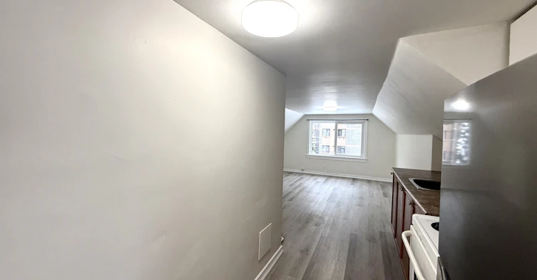 169 East Avenue S, Hamilton, ON, L8N 2T8 - 2