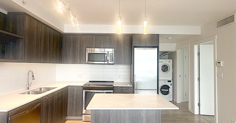 1807-685 Pacific Boulevard, Vancouver, BC, V6B 0R4