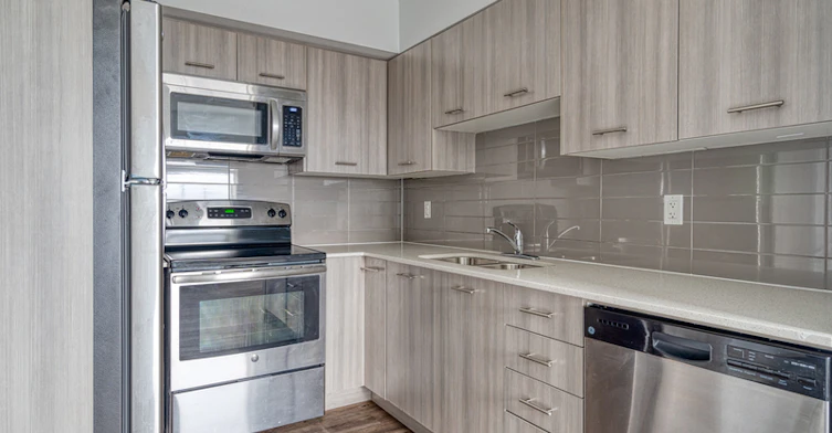 220 Cannon Street E, Hamilton, ON, L8L 2B1 - 11