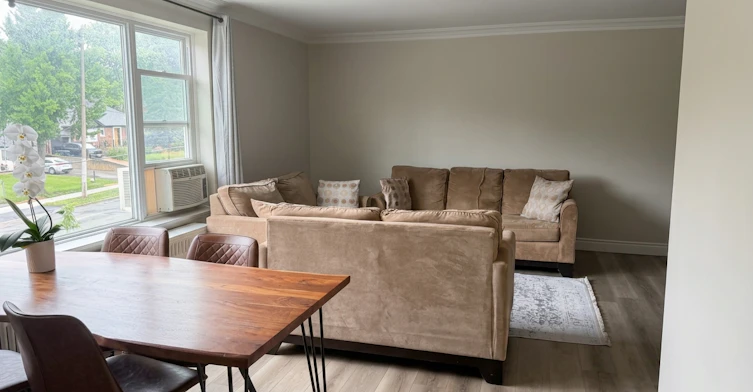 5-92 Trethewey Drive, Toronto, ON, M6M 4B4 - 4
