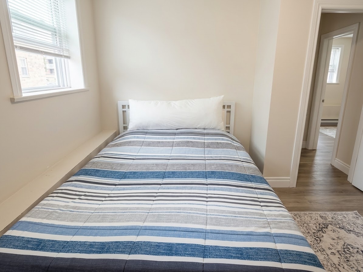 5-92 Trethewey Drive, Toronto, ON, M6M 4B4 - 10