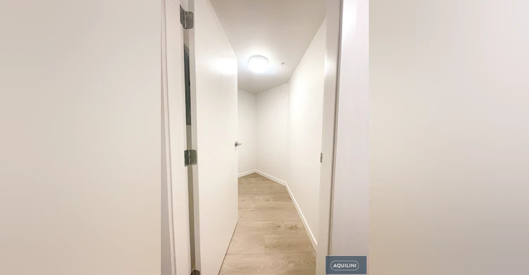 1001-685 Pacific Boulevard, Vancouver, BC, V6B 0R4 - 9