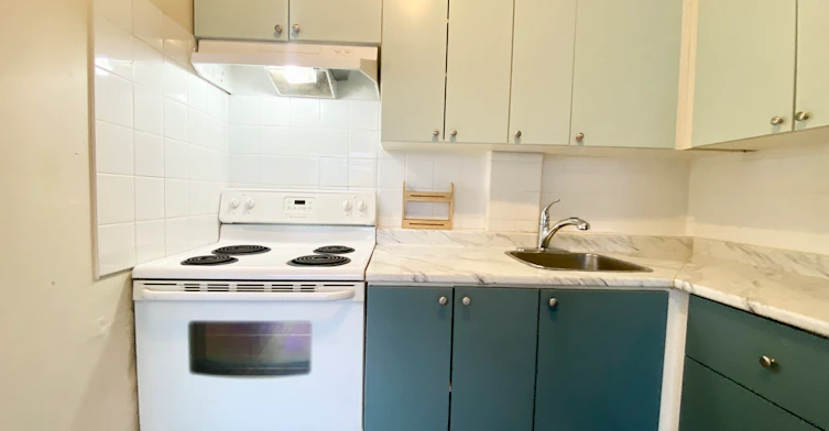 1-1158 Weston Road, Toronto, ON, M6M 4P4 - 9