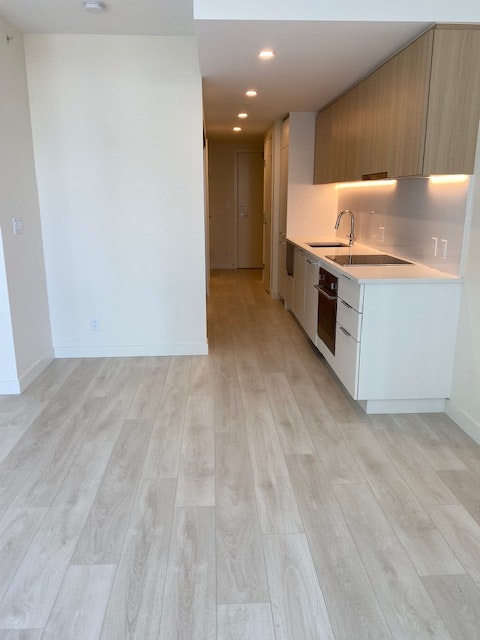 1106-13318 104 Avenue, Surrey, BC, V3T 0R2 - 13