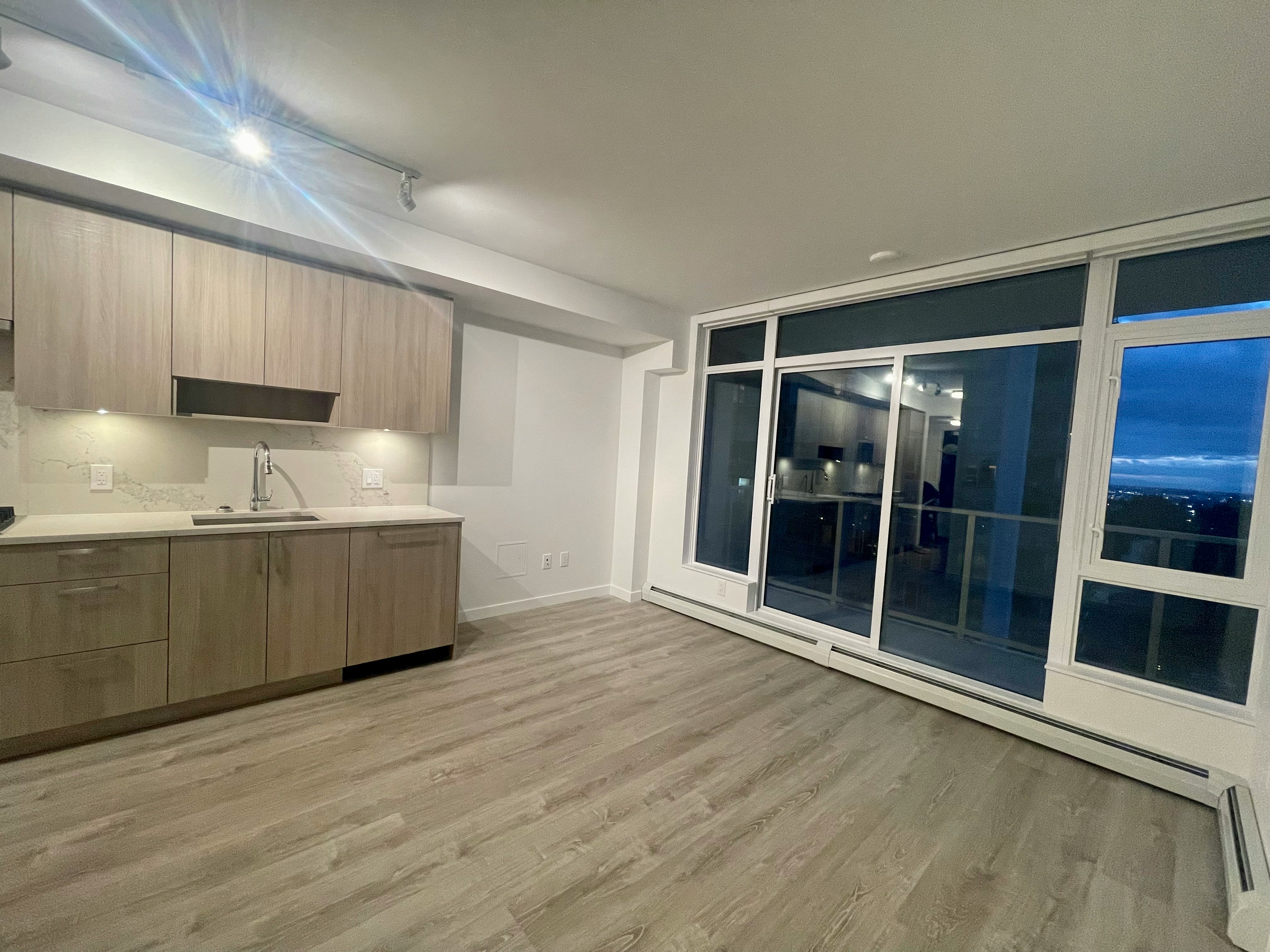 1712-13350 Central Avenue, Surrey, BC, V3T 0S1 - 3