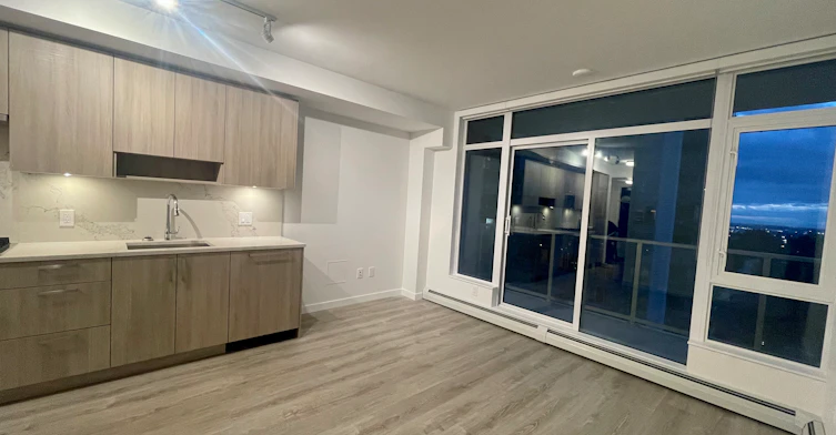 1712-13350 Central Avenue, Surrey, BC, V3T 0S1 - 3