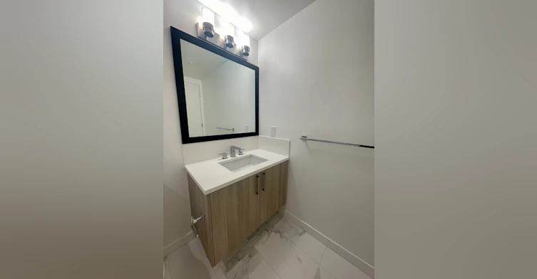 1712-13350 Central Avenue, Surrey, BC, V3T 0S1 - 2