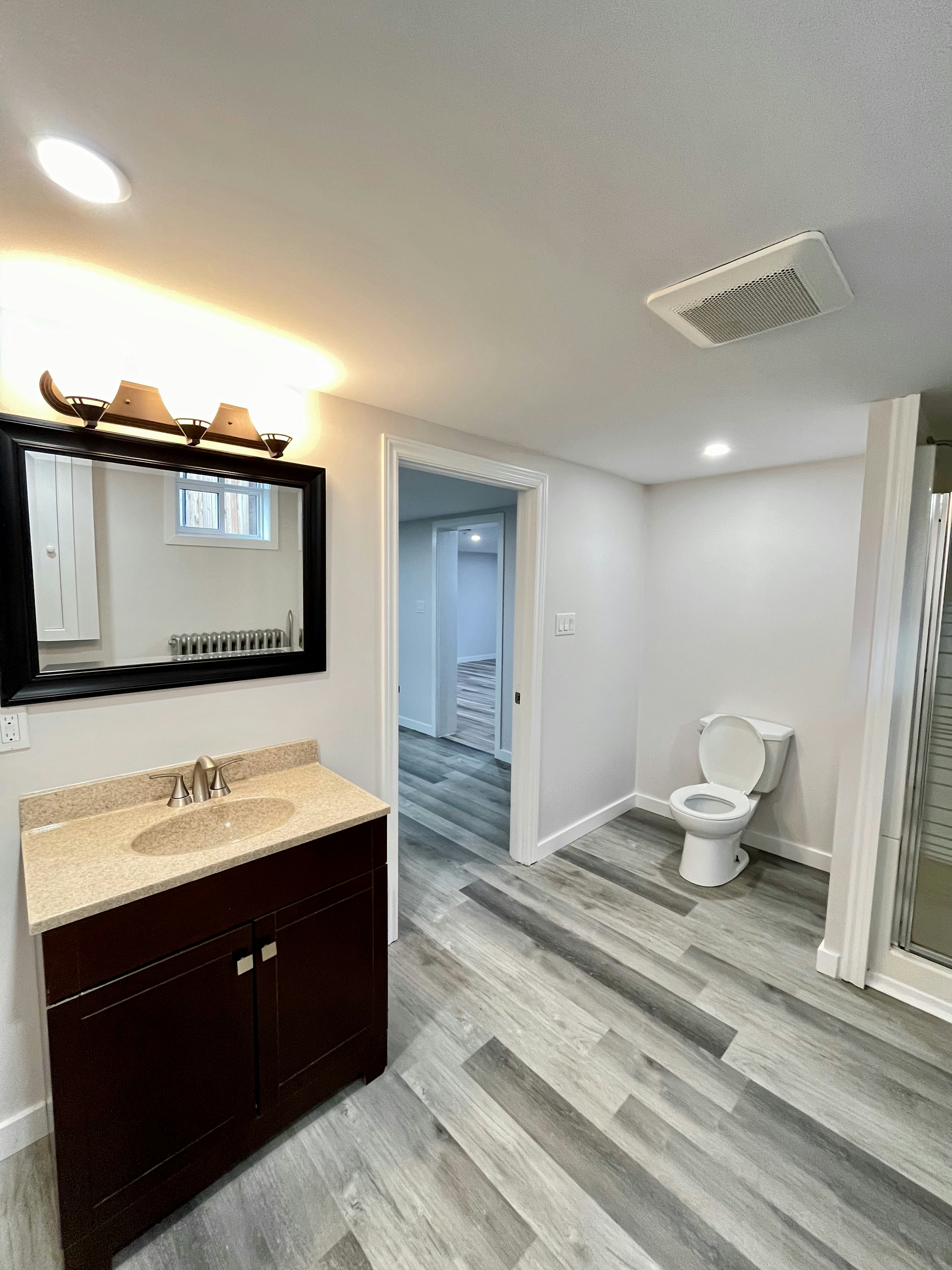 47 Marshall Avenue, Welland, ON, L3C 2N1 - 9