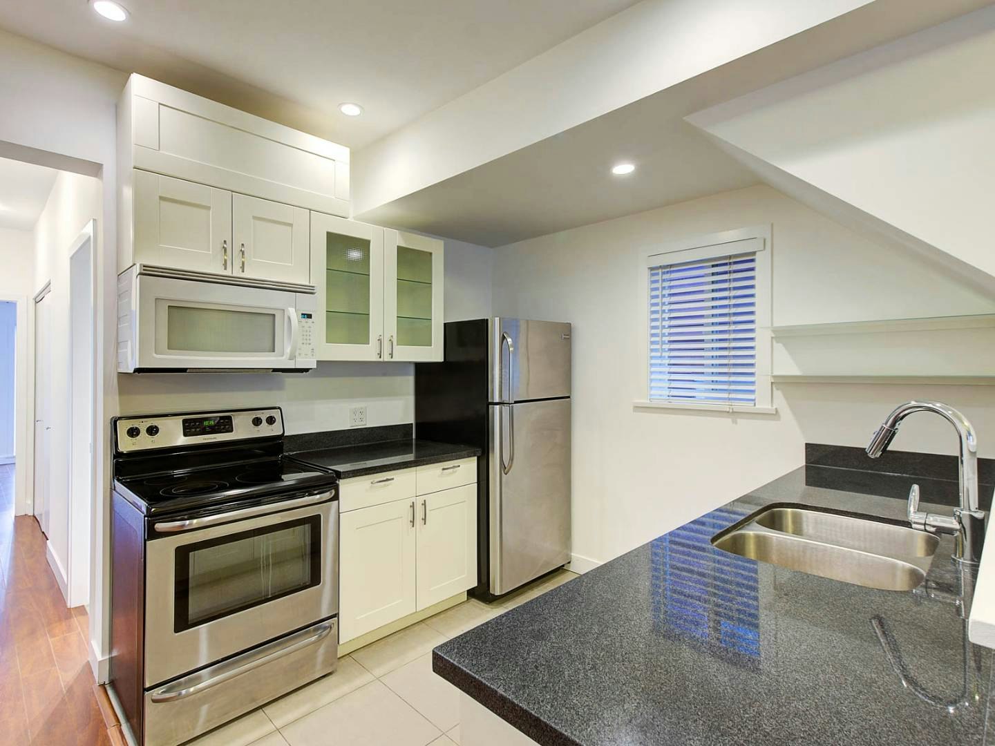 Ground-120 East King Edward Avenue, Vancouver, BC, V5V 2C1