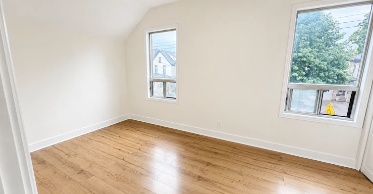 103 West Avenue North, Hamilton, ON, L8L 5C4 - 10