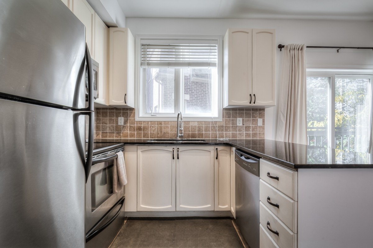 72 River Street, Toronto, ON, M5A 3N9 - 3