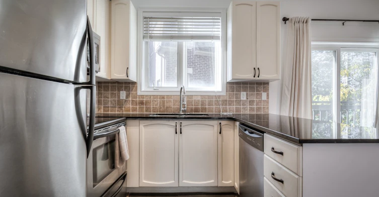 72 River Street, Toronto, ON, M5A 3N9 - 3